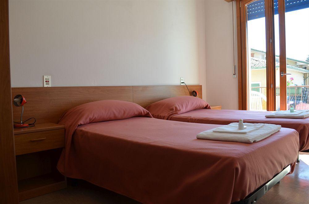 Hotel Luisa Brenzone sul Garda Buitenkant foto